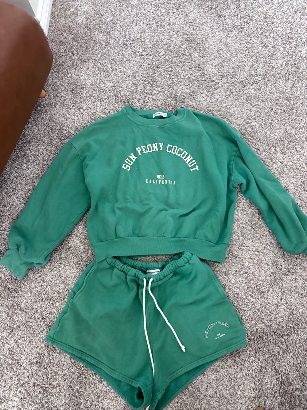 Sun Peony Coconut Green Lounge Set (Label Shown)